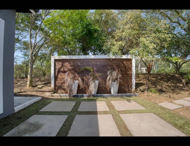 4 BEDROOM HOUSE FOR SALE IN PALM LAKES ESTATE